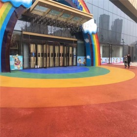 昆明市玉溪市彩色透水混凝土生產廠家  彩色透水混凝土路面 壓花地坪材料生產廠家 透水混凝土粘接劑  生態(tài)透水砼 【工地0元指導施工】 免費設計施工方案 免費做造價預算