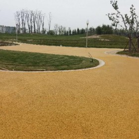 成都市彩色透水混凝土   成都市透水地坪廠家   成都市彩色透水混凝土路面  廠家生產(chǎn)地坪漆銷售  透水地坪生產(chǎn)廠家  壓花地坪材料生產(chǎn)廠家 送貨到工地