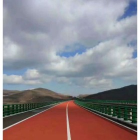 重慶市大渡口區(qū)彩色透水混凝土生產(chǎn)廠(chǎng)家  彩色透水混凝土材料生產(chǎn)廠(chǎng)家  壓花地坪材料生產(chǎn)廠(chǎng)家 透水混凝土粘接劑量大送貨到工地