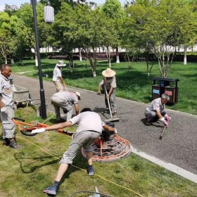 重慶市江津區  彩色生態透水混凝土地坪 彩色透水混凝土道路 透水混凝土施工價格 彩色透水混凝土材料生產廠家