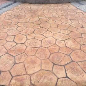 樂山市壓花地坪  彩色壓印地坪 彩色壓模地坪材料 水泥壓花地面價格 藝術壓花地坪材料廠家批發  免費指導施工送貨到工地