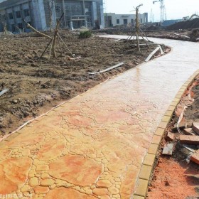 重慶涪陵區壓花地坪  水泥壓膜地坪 壓?；炷恋孛?水泥壓花材料 彩色壓花地坪材料廠家  藝術壓花地坪施工單價壓花地坪材料 廠家批發壓花材料免費送貨到工地