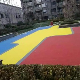 10cm彩色透水砼 透水混凝土批發(fā)商 彩色透水混凝土 質量好的廠家 免費送貨上工地
