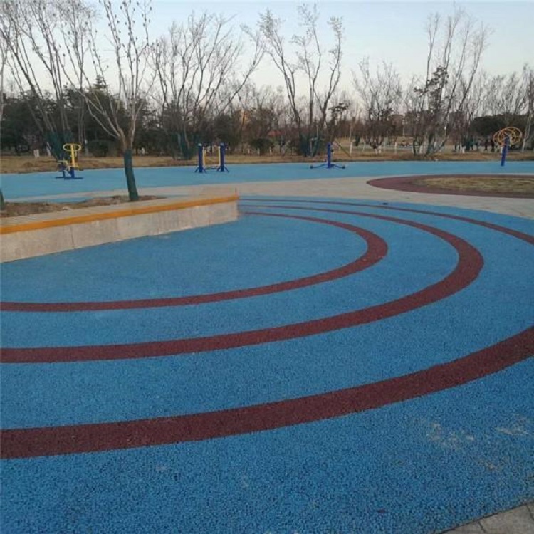 src=http://www.t100school.com/skin/10012/image/nopic.gif