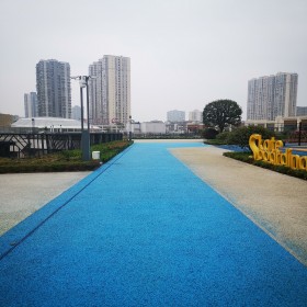 阿圖什市 透水彩色地面 生態透水混凝土 廣場彩色路面 廠家地址
